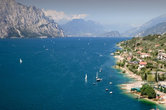 Озера Італії: які місця обирають голлівудські зірки