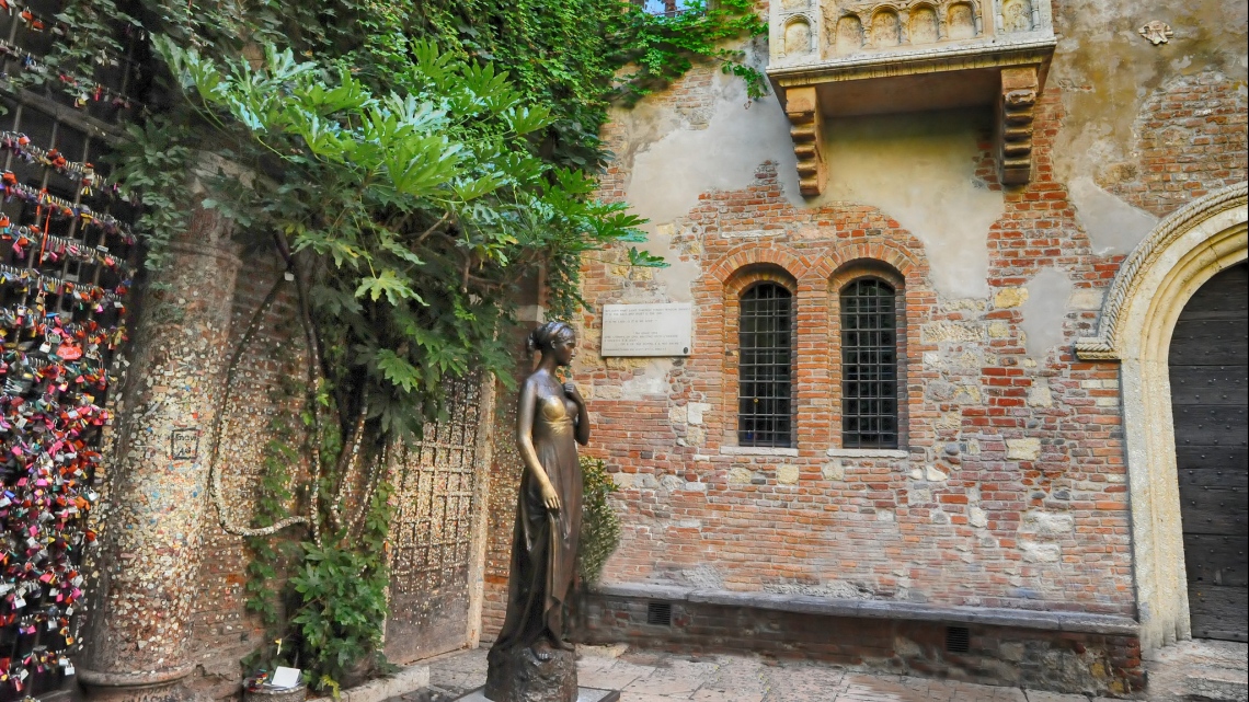 Дама с камелиями + Венеция