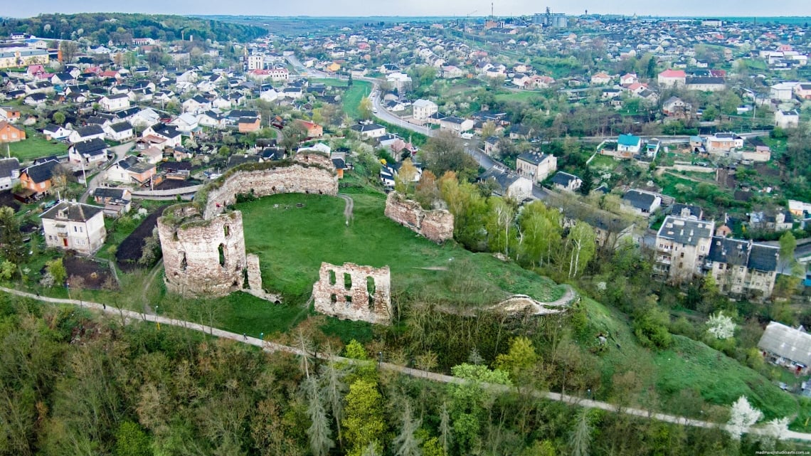 Семь старинных замков