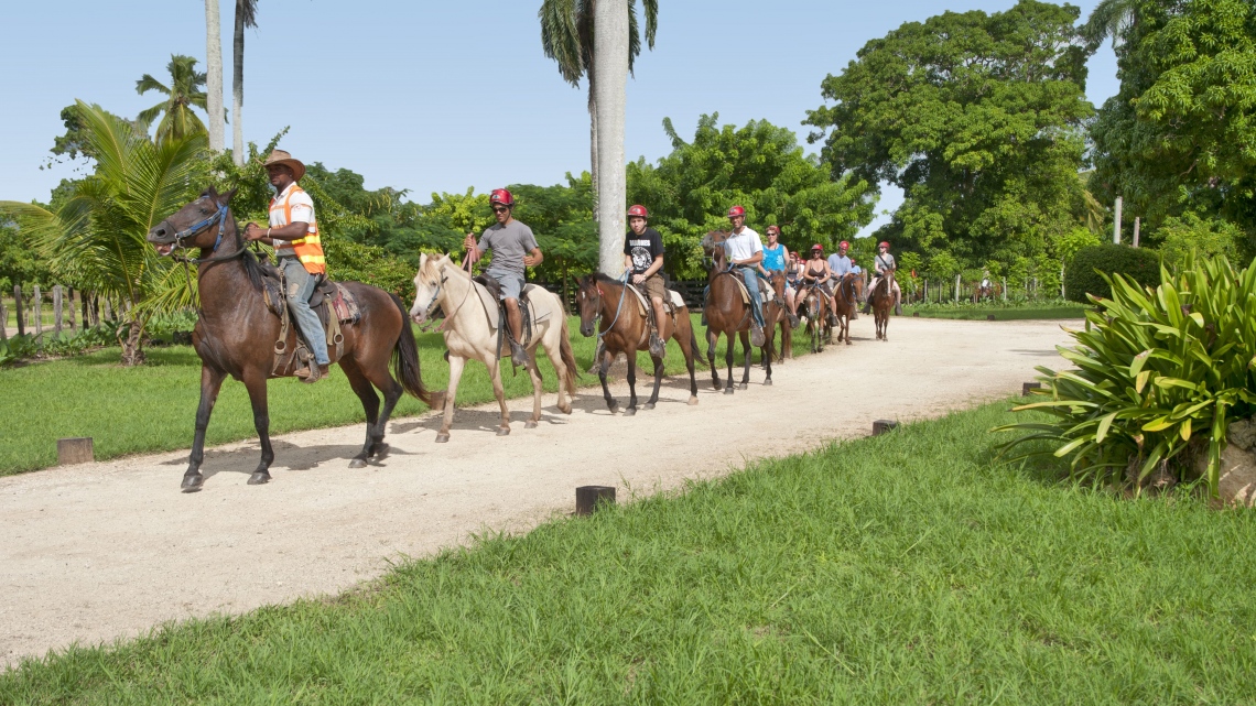 Прогулка на лошадях в Доминикане