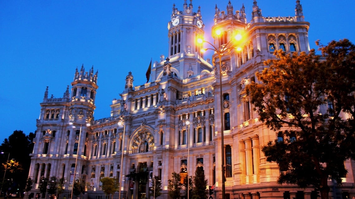 Мадрид + Андалусія. Свято закоханих у Севільї