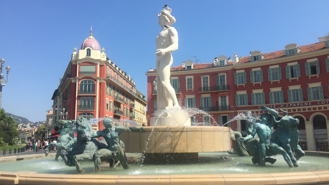 Під сонцем Франції: від Провансу до Парижа. Авіатур