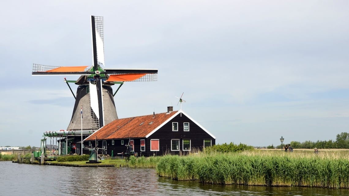 Брюссель + Амстердам. Авіатур