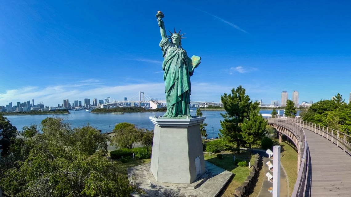 Груповий круїз з Китаю до Японії. Українська група