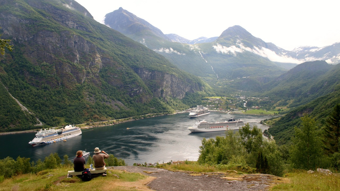 Круїз Норвезькими фіордами на лайнері Costa Diadema. Українська група
