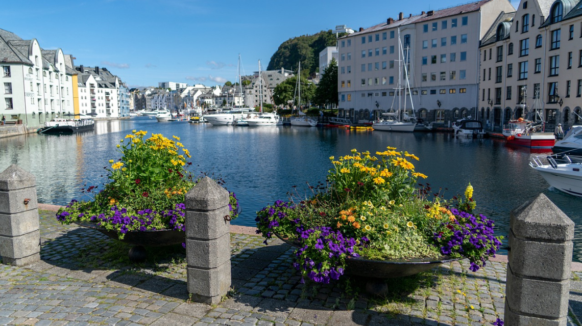 Круїз Норвезькими фіордами на лайнері Costa Diadema. Українська група