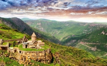 Яркие краски грузинских просторов
