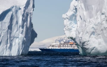 Континент Антарктида Классика. Мир айсбергов и пингвинов на судне "Си Спирит"