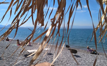 Лутракі. Пляжний відпочинок в Греції (авіа у вартості)