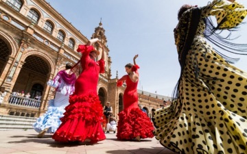 Ко дню рождения Феерии! Солнечная Андалуссия в начале весны – 5 мест с подарками