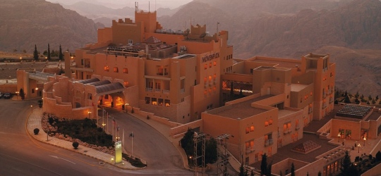Mövenpick Nabatean Castle Hotel 5* Ваді-Муса