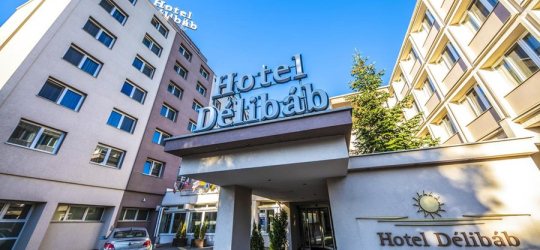 Hotel Delibab  4*
